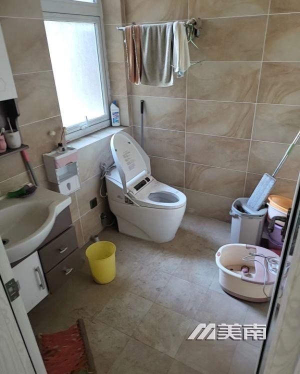 出租御龙居,3室2卫,拎包入住,月租2800