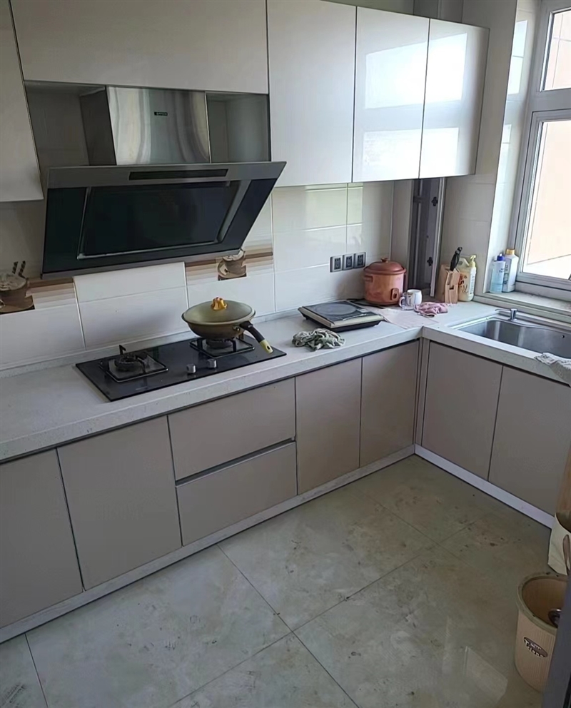 城东,高档小区,御龙居,精装电梯房,带家具家电,拎包入住