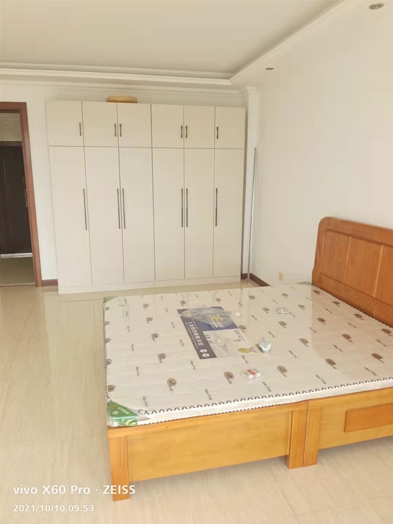 城东双语附近临近掖县公园两室一厅精装电梯公寓南向