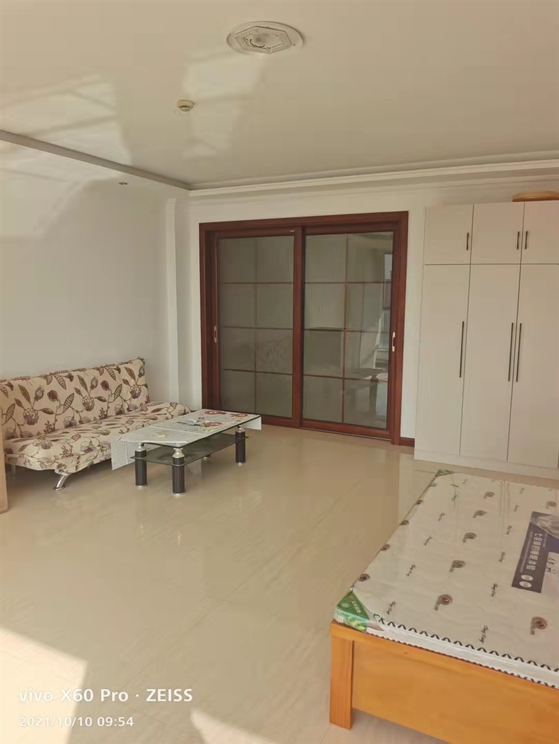 城东双语附近临近掖县公园两室一厅精装电梯公寓南向