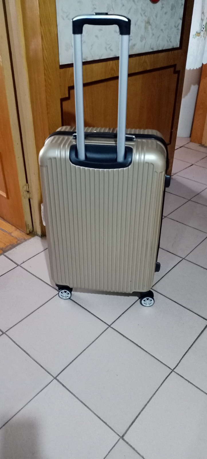 出售拉杆旅行箱