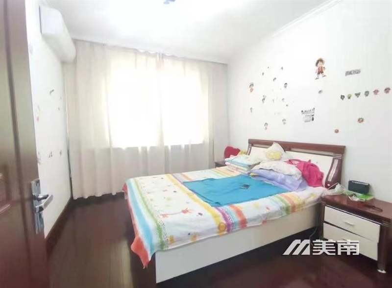 3一小文峰中学学区,教育路八区一楼,精装三室两卫
