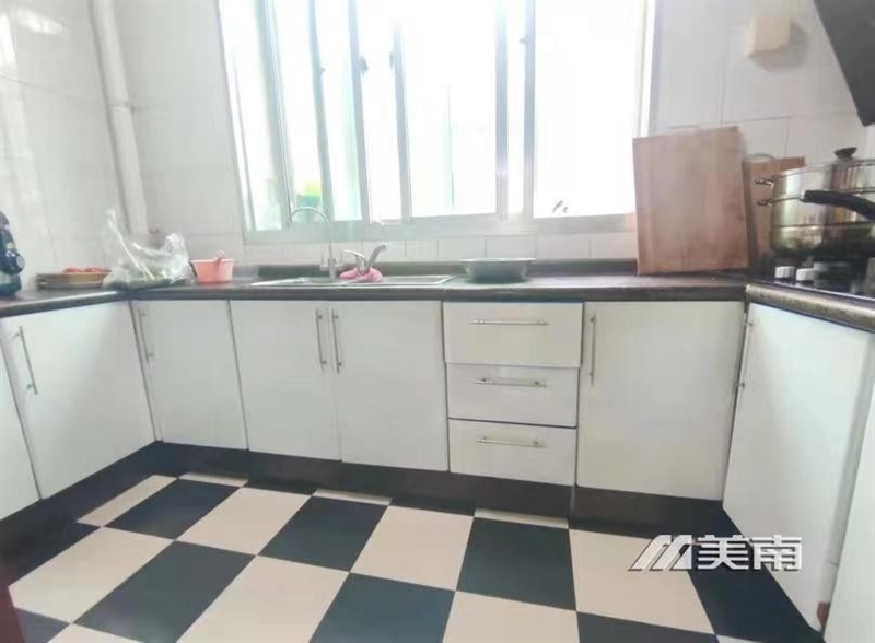 3一小文峰中学学区,教育路八区一楼,精装三室两卫