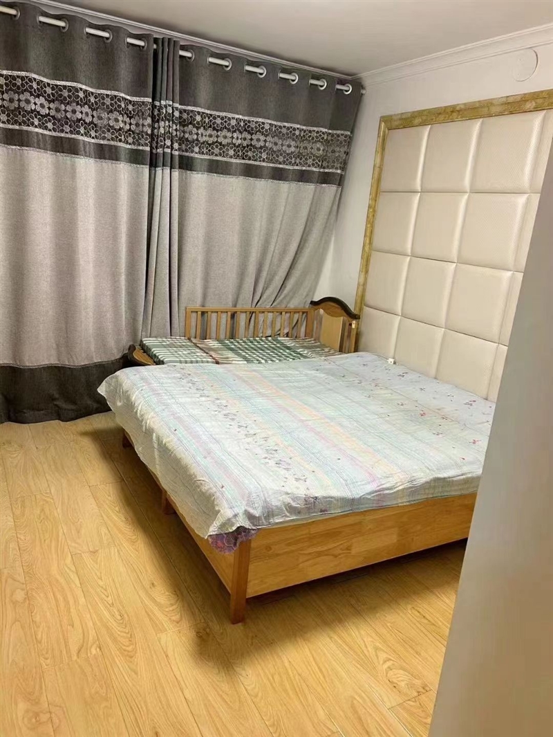 3急售双语学区,拎包入住,赔钱出售,部分家具家电是新的