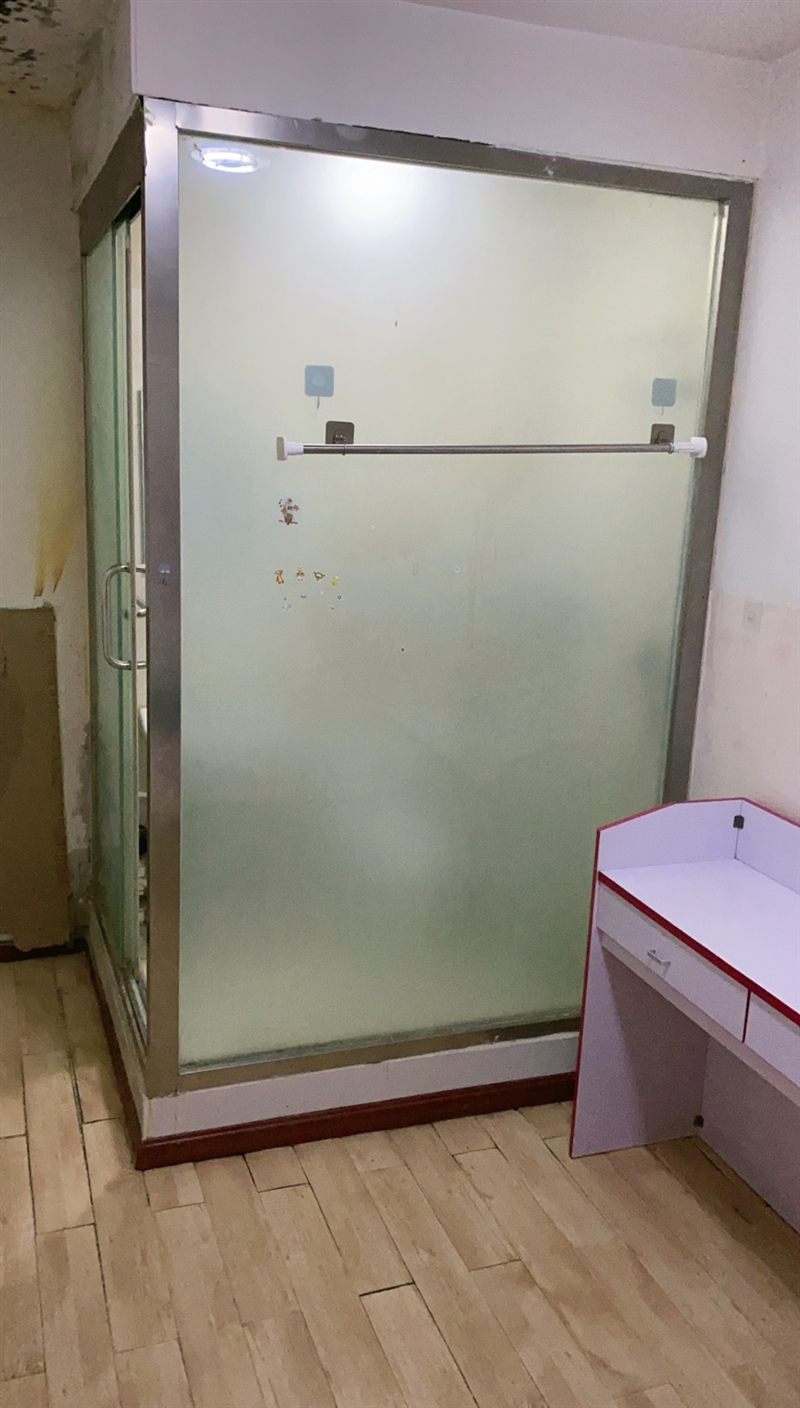 西关个体车站与霸力大厦附近公寓单间出租