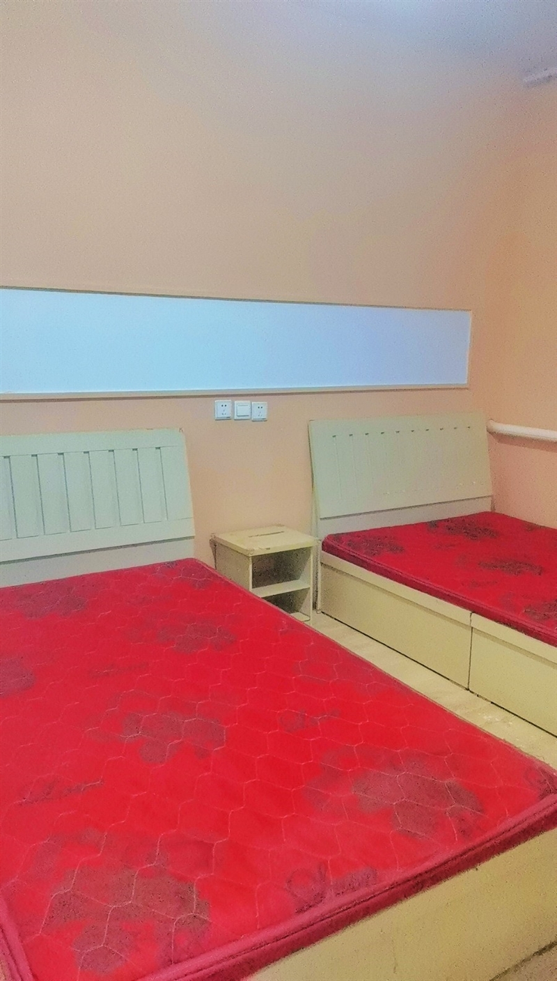 西关个体车站与霸力大厦附近公寓单间出租