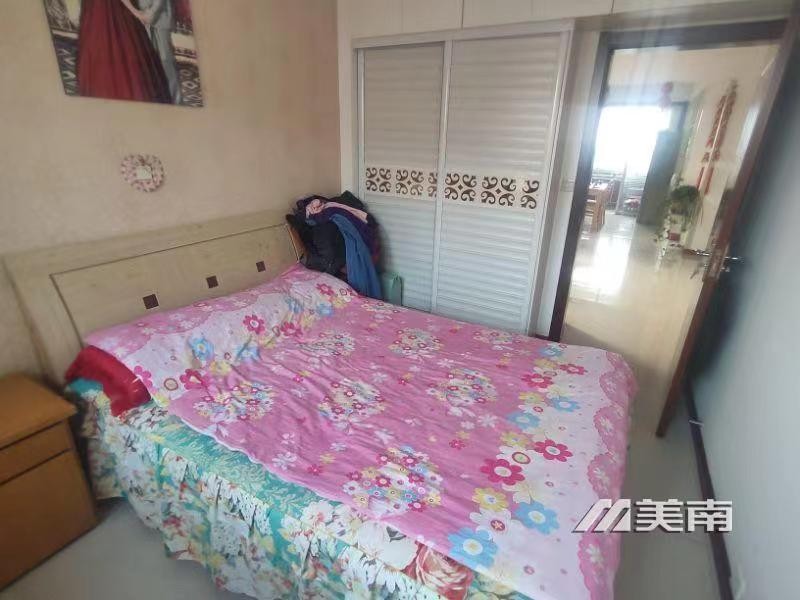 3城北步梯四楼,框架地暖,精装两室,仅售41万5