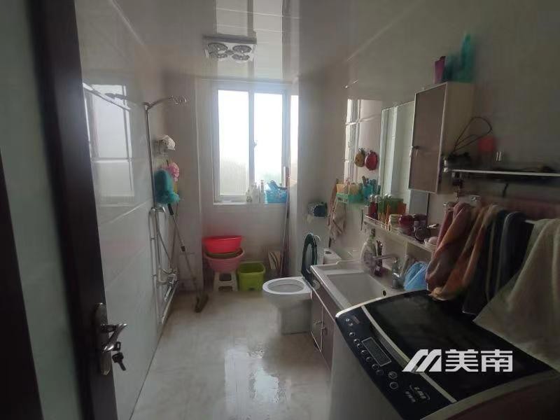 3城北步梯四楼,框架地暖,精装两室,仅售41万5