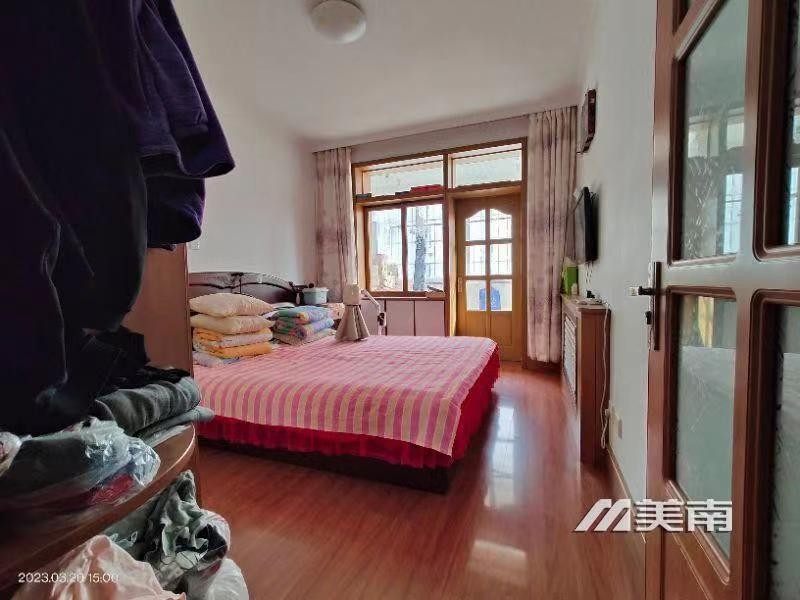 3坊苑东区低楼层,双语学区有学位,新换家电,拎包入住