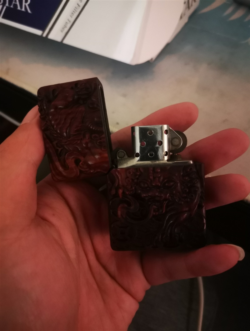 正品zippo打火机