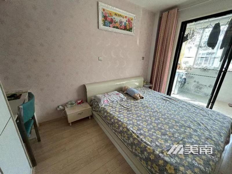 3双语旁,精装两室,拎包入住,仅售45万8