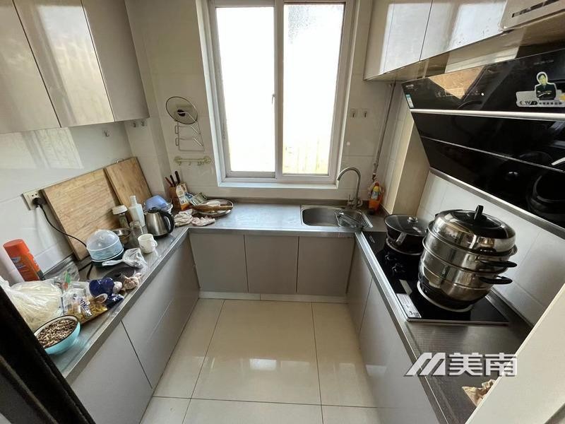 3 城东步梯三楼,精装少住,带小房车库,仅售 39 万 8