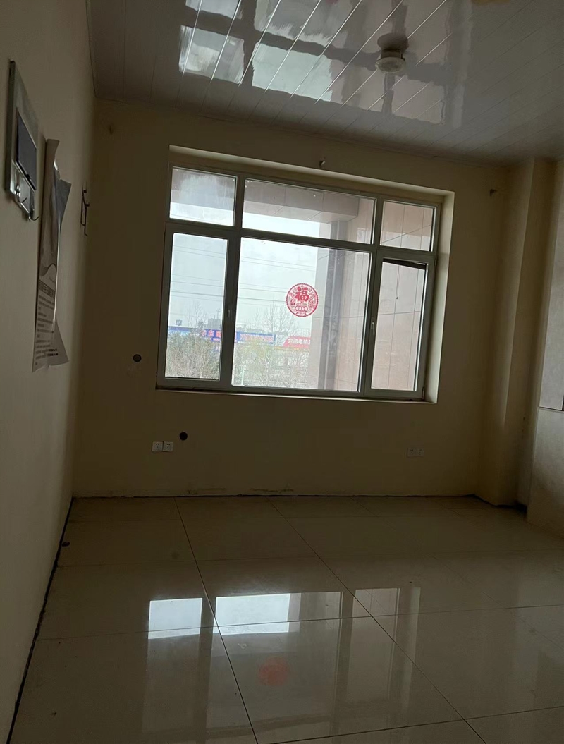 晟龙时代广场商铺一间上下两层