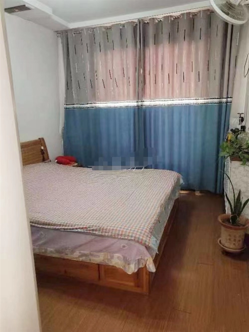 恒通市场紧邻,玉皇学区房,