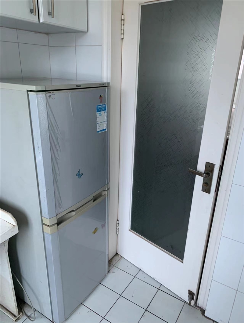 馨园小区二楼出租