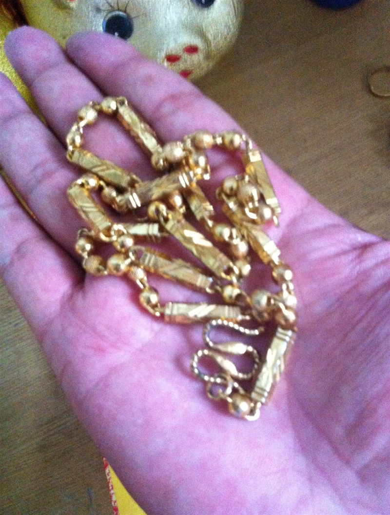 甩金首饰三件套再送一块和田玉!