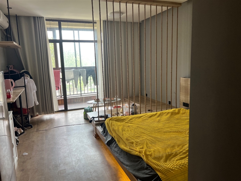 城南一室精装电梯公寓,北向带阳台,家具家电齐全,拎包入住