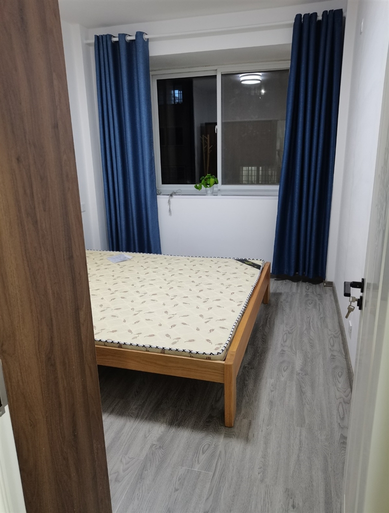 东苑小区(新一中路东)