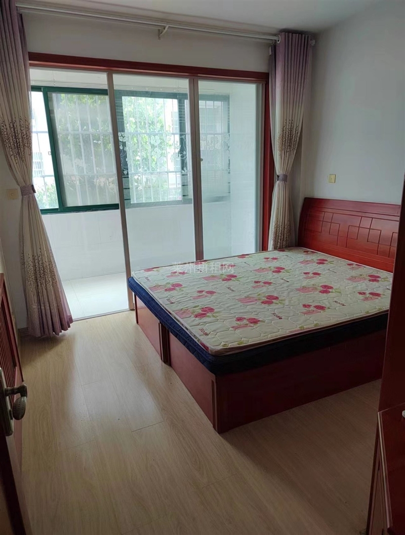 城南文泉附近,精装低楼层,带家具家电,拎包入住