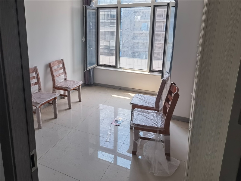 瑞莱复试公寓,大平方,商住两用,精装电梯房,带家具家电