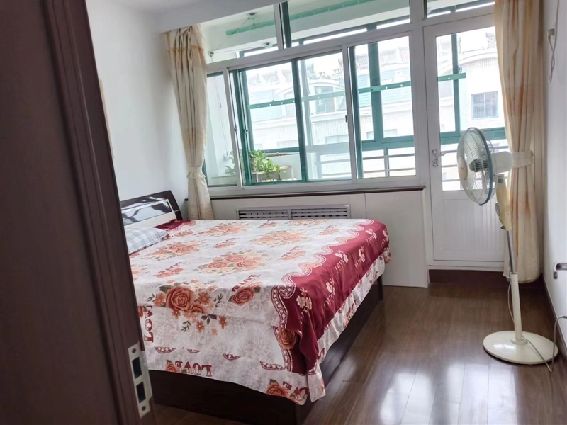 叶县公园附近,双语附近,紫景花园,精装修,带家具家电