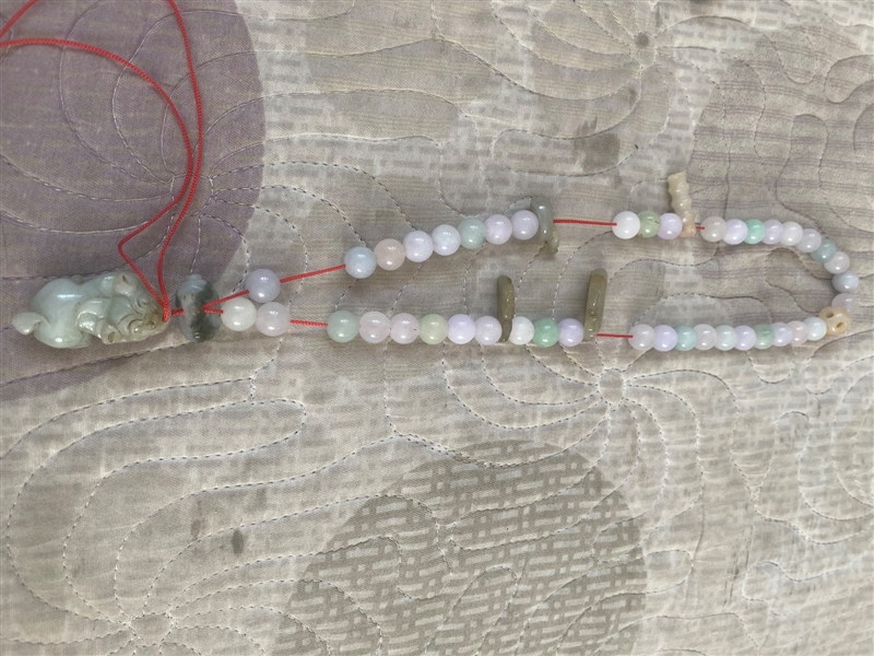 翡翠珠子加生肖猪,貔貅吊坠