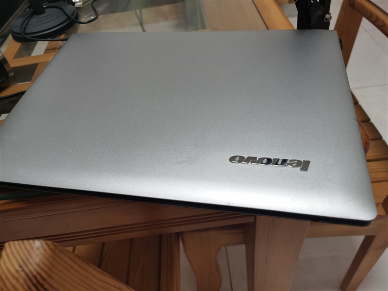 联想超薄笔记本电脑