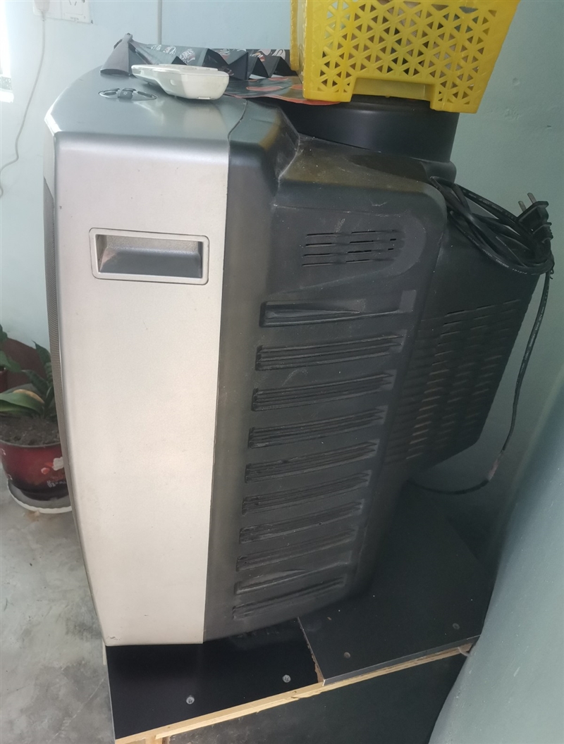 出售:29英寸康佳彩电