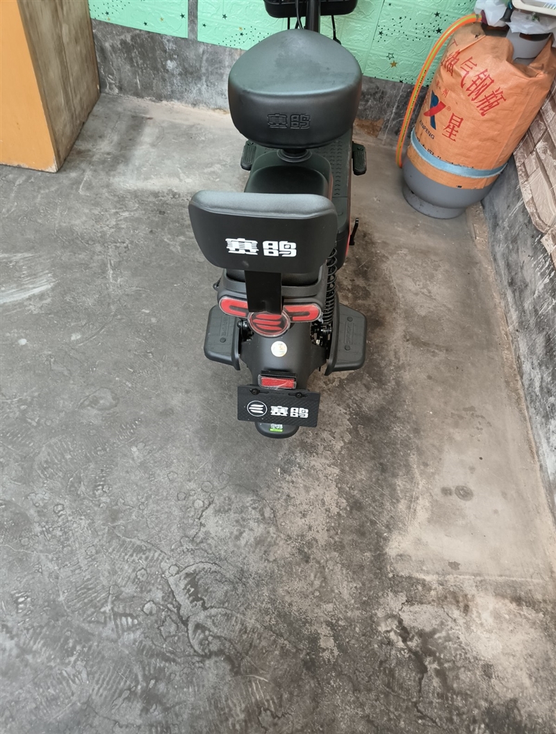 全新电动车未使用!!全新电动车