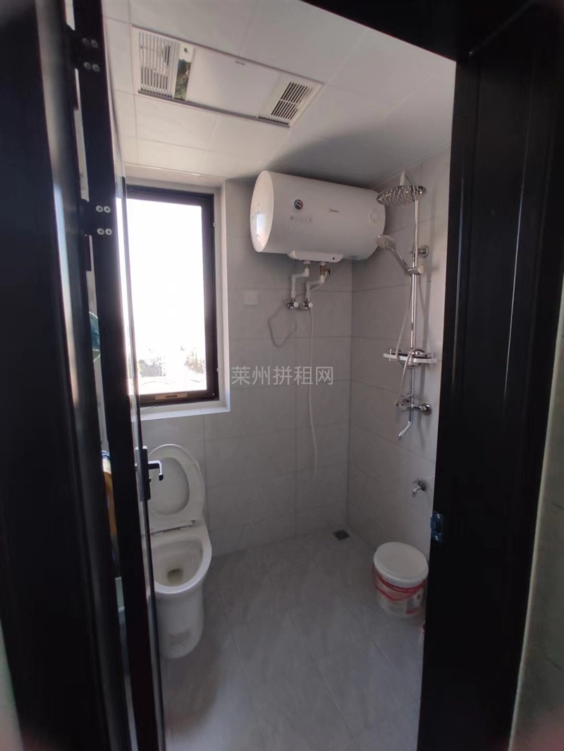 瑞莱首府,客厅朝阳,精装电梯房,带家具家电,拎包入住