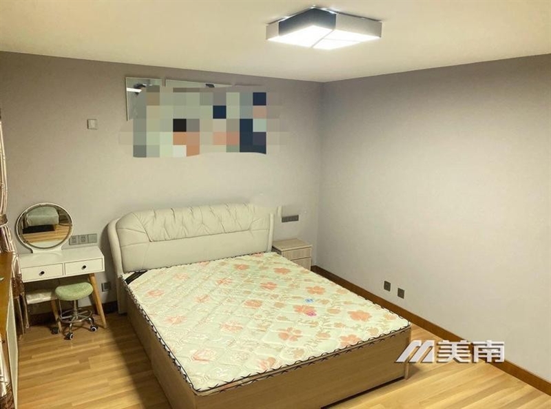 东苑小区2楼精装少住家电齐全2000元