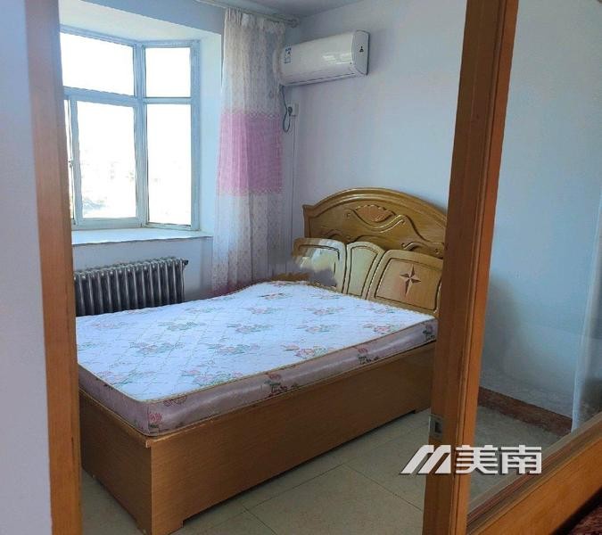 奥城国际附近中层家电齐全月租1200元