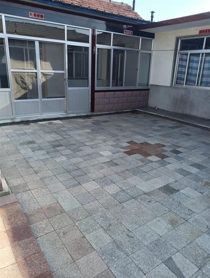 市民之家西邻四间正屋吉房出租