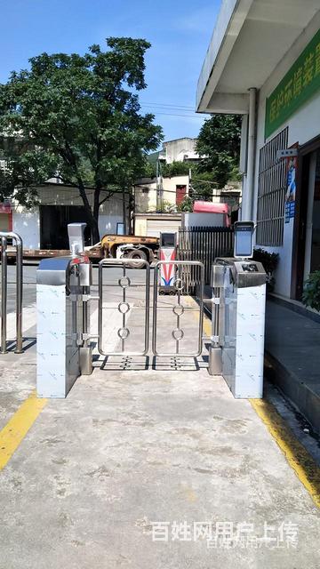 ★★温县番田镇广告道闸多钱一台★
