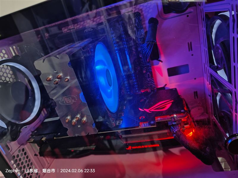 转让一手自用电脑电竞主机,颜值很高的