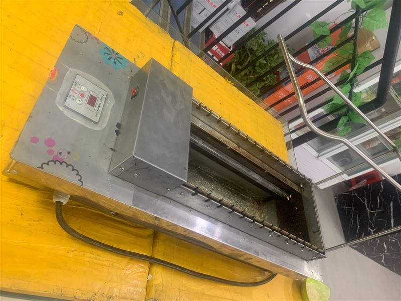 紧急处理自动翻转电烤肉串炉