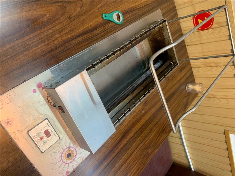 紧急处理自动翻转电烤肉串炉