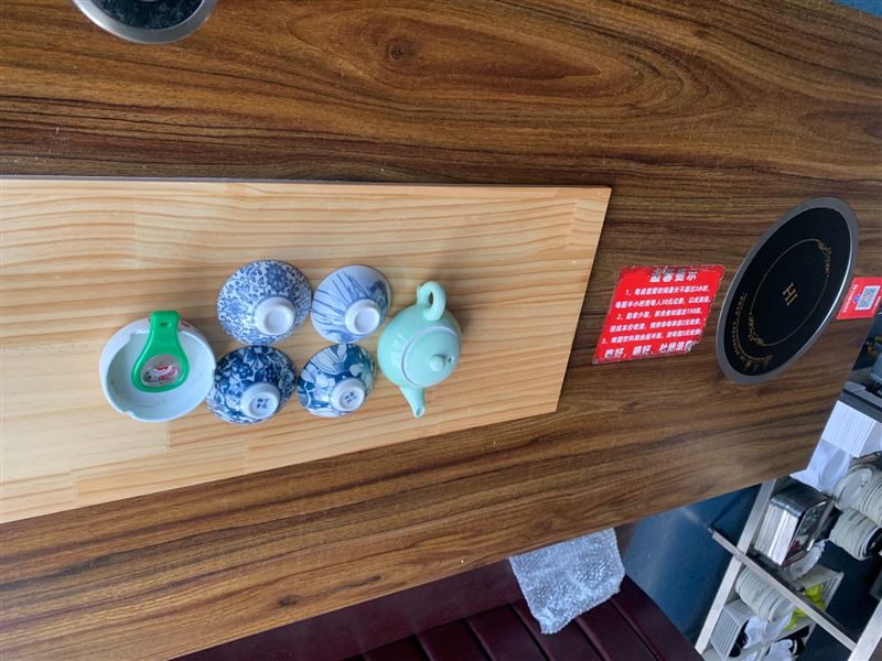 紧急处理九点九成新休闲火锅桌