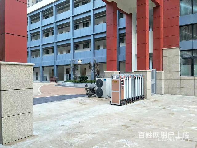 莱州卷帘门、电动门、伸缩门、网型门、车库翻板门
