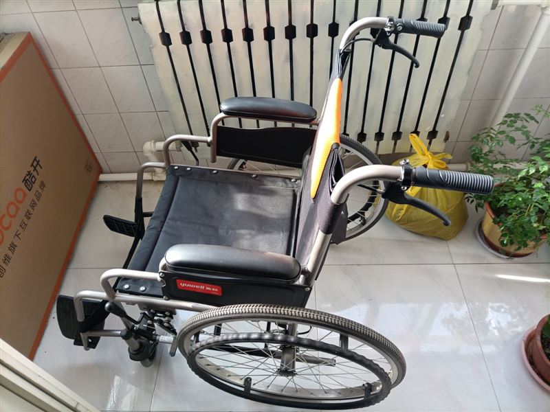 九九成新鱼跃h062轮椅380元自提