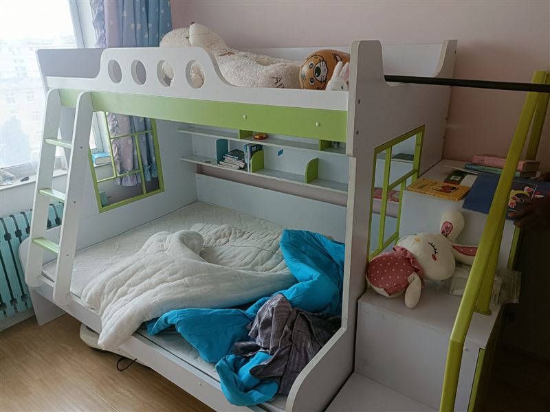 出个8成新上下层床