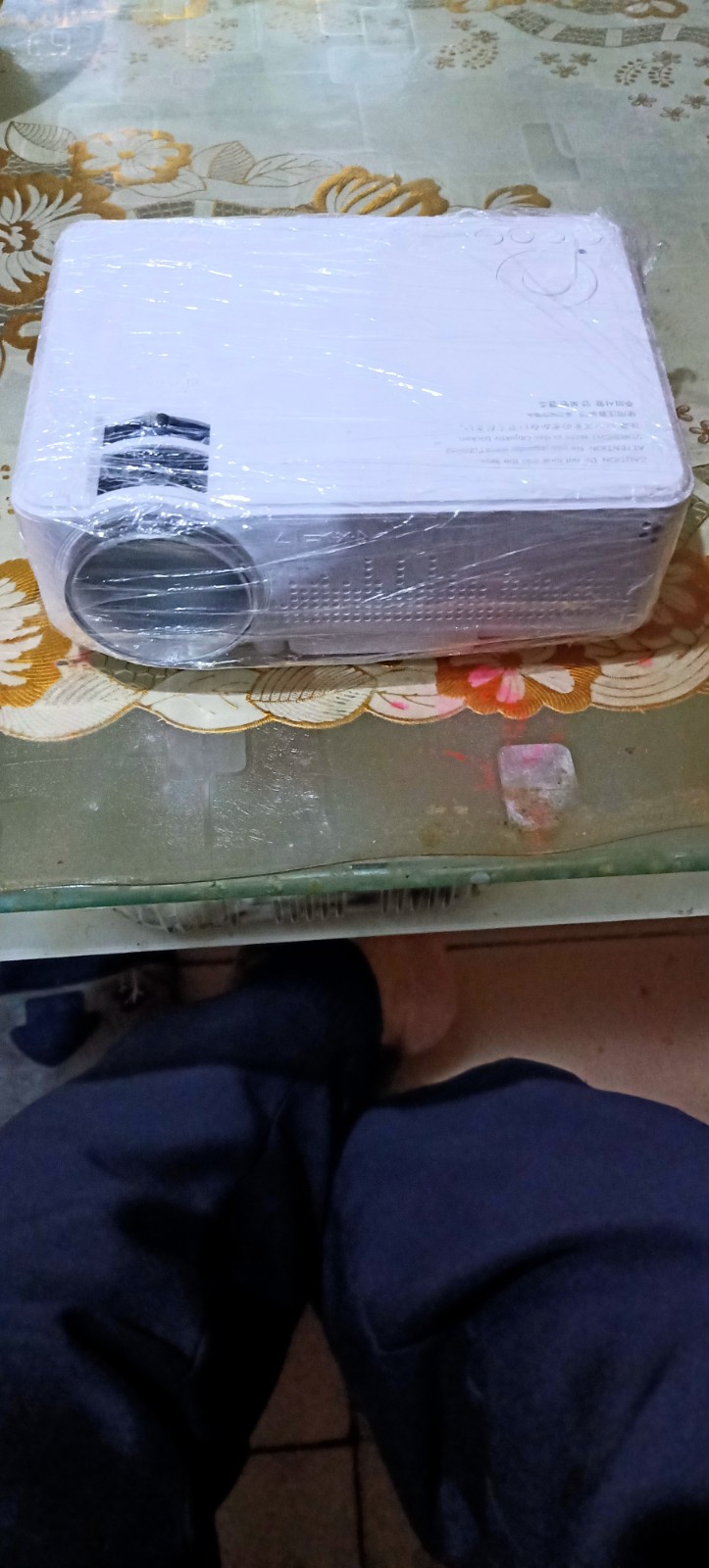 出售家用投影仪等