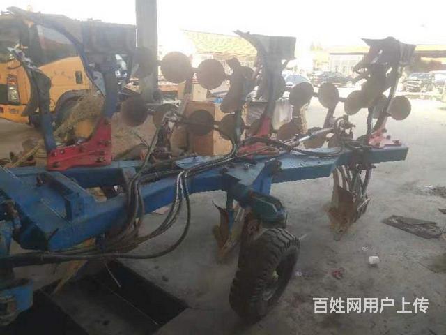 360翻转犁