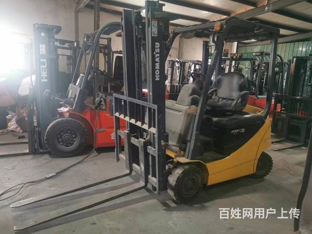 龙工小铲车
