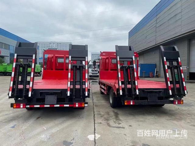 烟台挖机蓝牌平板运输车 拖60/80小挖机拖板车批发价