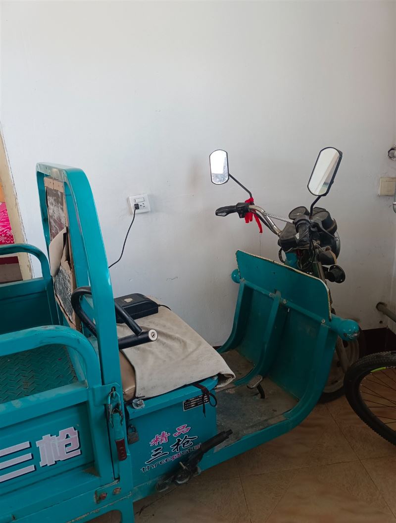 电动三轮车