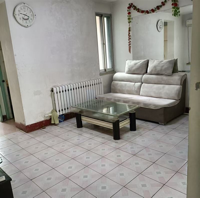 出售南小区二楼