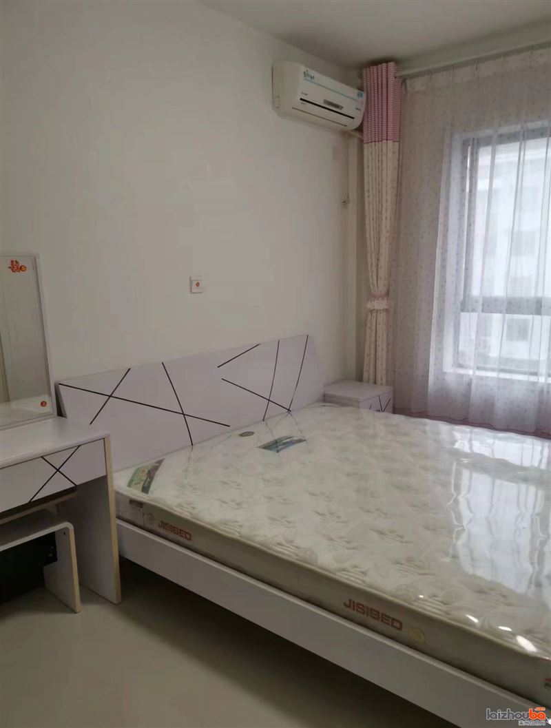 府西街小吃一条街房屋出租 带着 普通住宅 