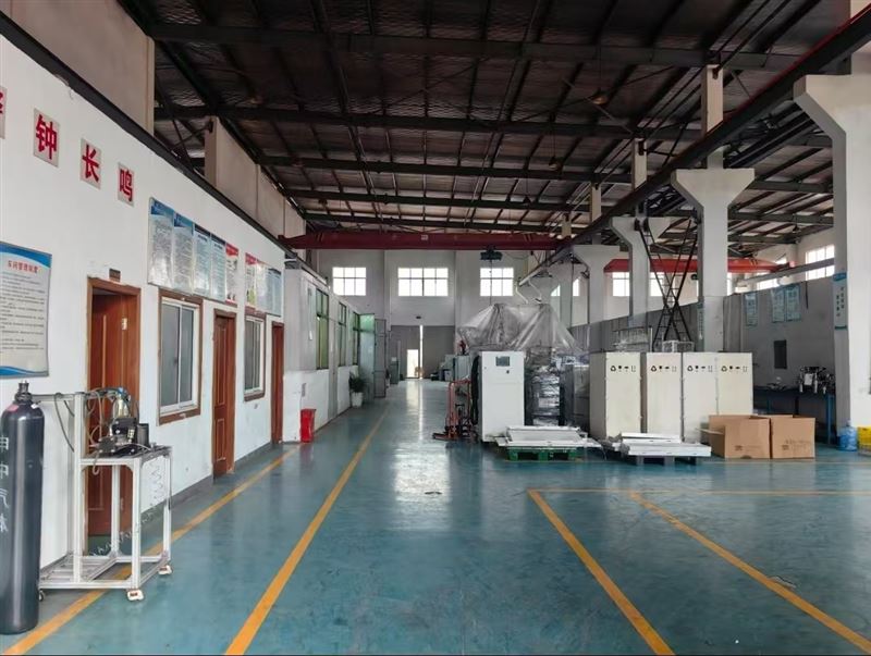 城北齿轮厂国企五险一金有班车有坐岗长白班