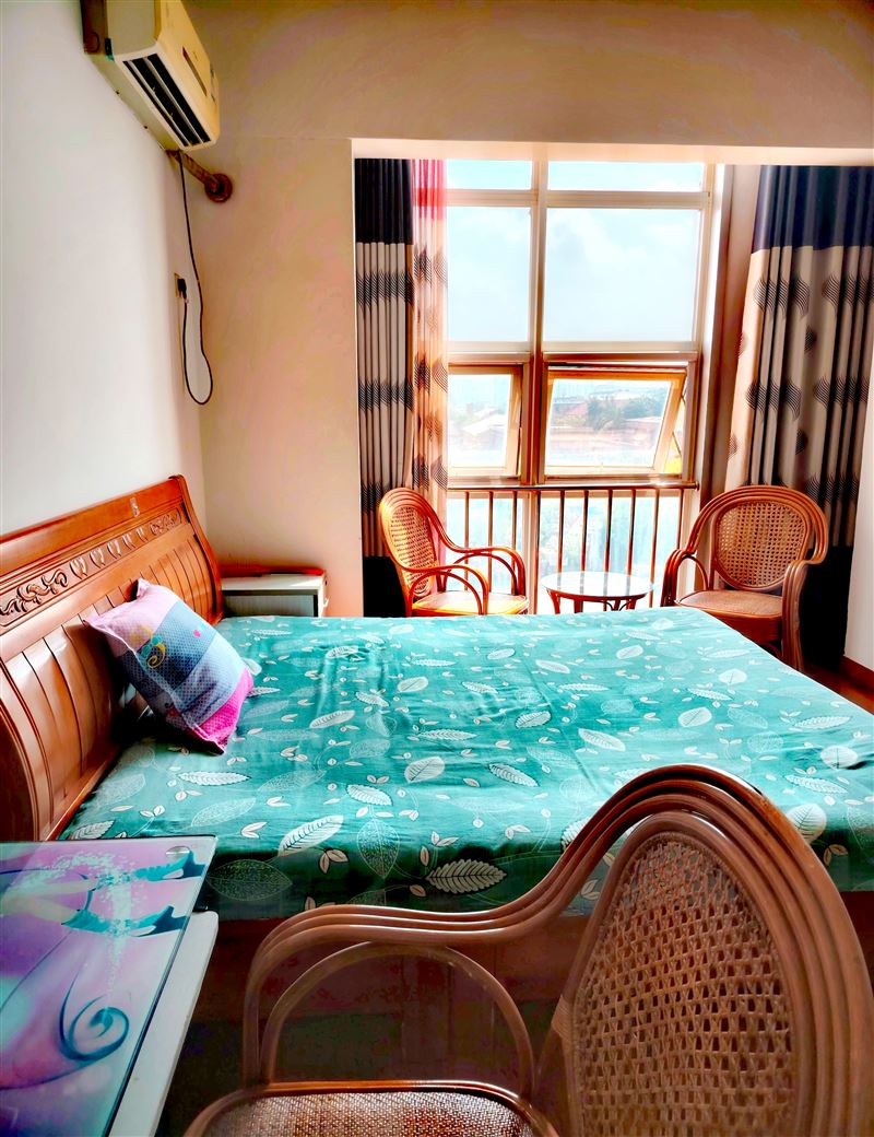 出租山水国际精装公寓房